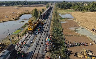 Tren de alta velocidad mata a 7 elefantes que cruzaban las vías en India; no hubo víctimas humanas
