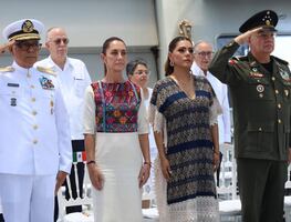 Sheinbaum homenajea a cadetes del buque Escuela Cuauhtémoc; "nuestro corazón está con ellos y con sus familias", expresa