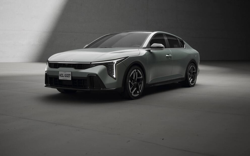 Kia K4 Sedán 2025. Foto: Kia México