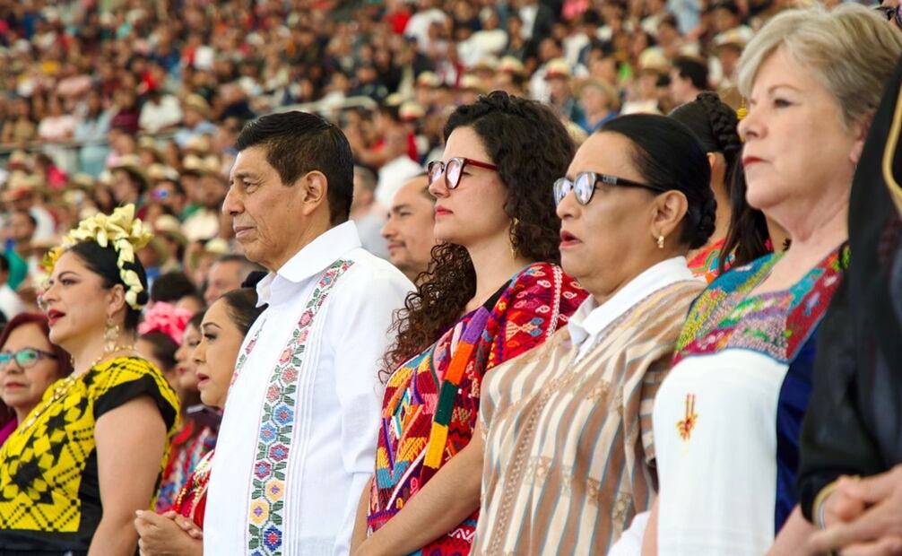 Secretarias de Estado en la Guelaguetza. Foto: SRE