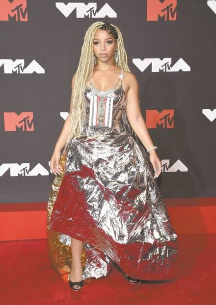 Pinceladas de color desfilan en los VMAs