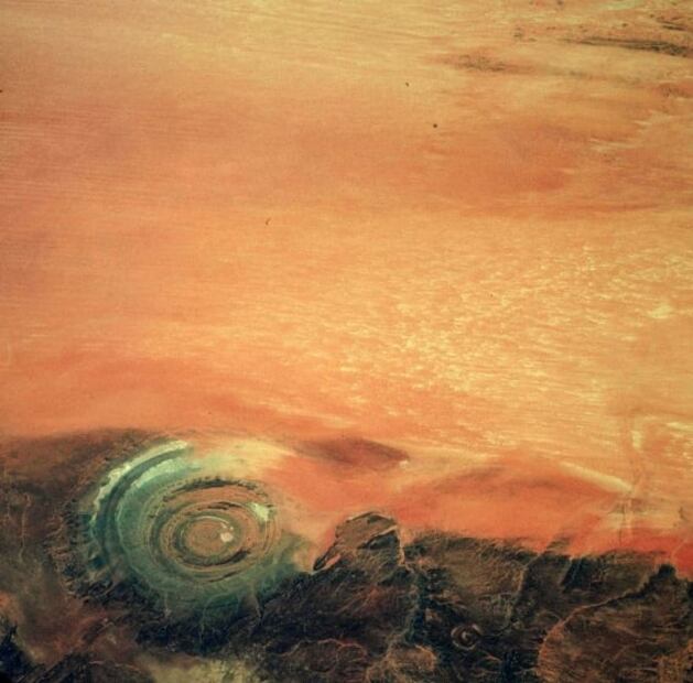 El Ojo del Sahara: descubre qué es esa extraña formación