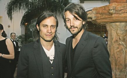 Gael García y Diego Luna felicitan a Cuarón