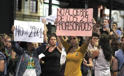 Con protestas y premios Nobel inició la FIL Buenos Aires