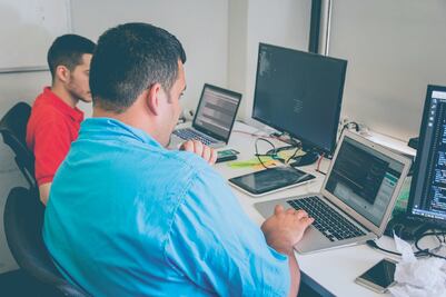 Bankaool pide mayor regulación ante fraudes digitales por phishing en México; interpone más de 90 denuncias ante FGR por este delito