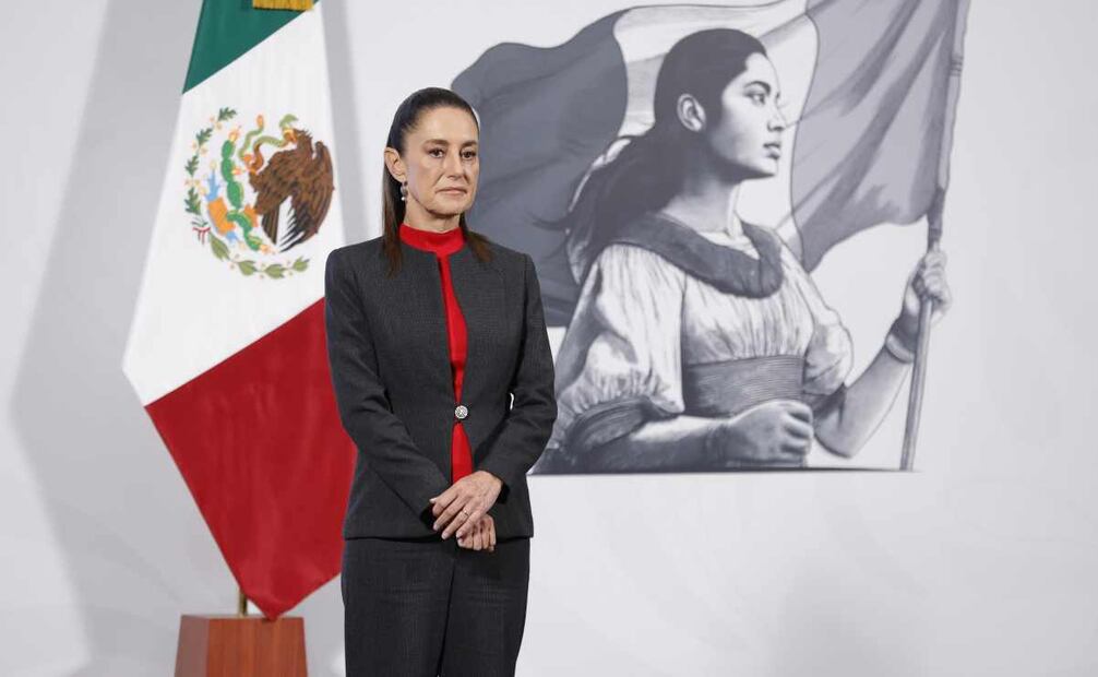 Ante la propuesta de que Morena creará una comisión evaluadora para revisar los perfiles de personas de otros partidos políticos que busquen unirse al movimiento, Sheinbaum Pardo comentó que "está bien" para que la decisión de incluir otros perfiles no sea de la presidenta de Morena, Luisa María Alcalde, o del Comité Ejecutivo Nacional (CEN). Foto: Diego Simón / EL UNIVERSAL