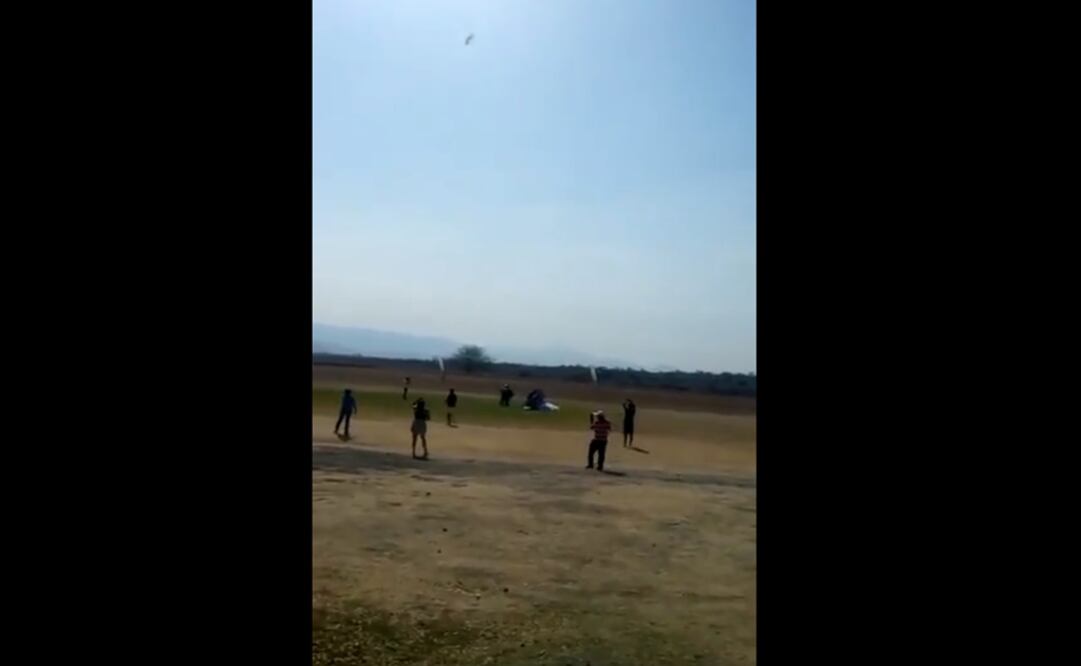 Sus cuerpos fueron hallados al lado de la Autopista del Sol, una hora y media después del incidente Foto: Captura de video