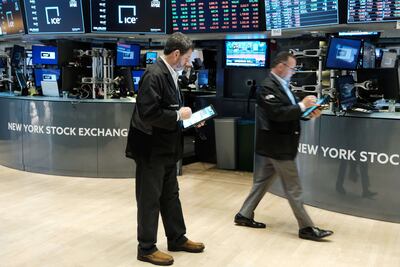 Wall Street abre en rojo y el Dow Jones baja un 0.7%