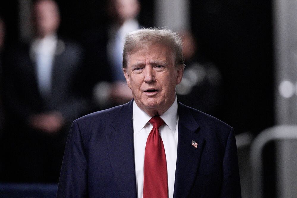 El expresidente estadounidense Donald Trump está aceptando una amplia gama de monedas digitales, como Bitcoin, Ether y US Dollar Coin. FOTO: EFE/Archivo