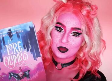 ¿Cuál es la historia de Lore Olympus, cómic más vendido entre los adolescentes a nivel mundial?