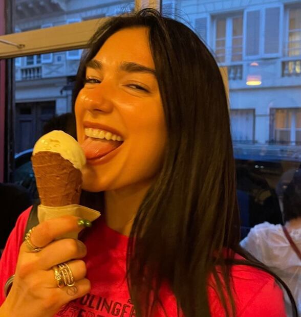 El postre favorito de Dua Lipa. Foto: X