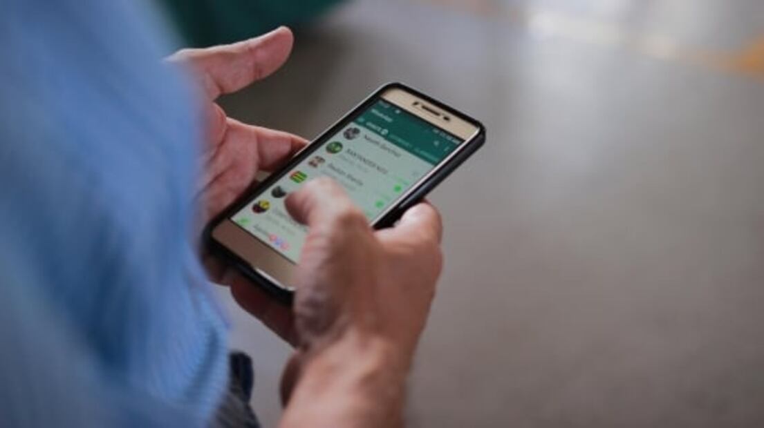 Qué significa el punto verde en los chats de WhatsApp