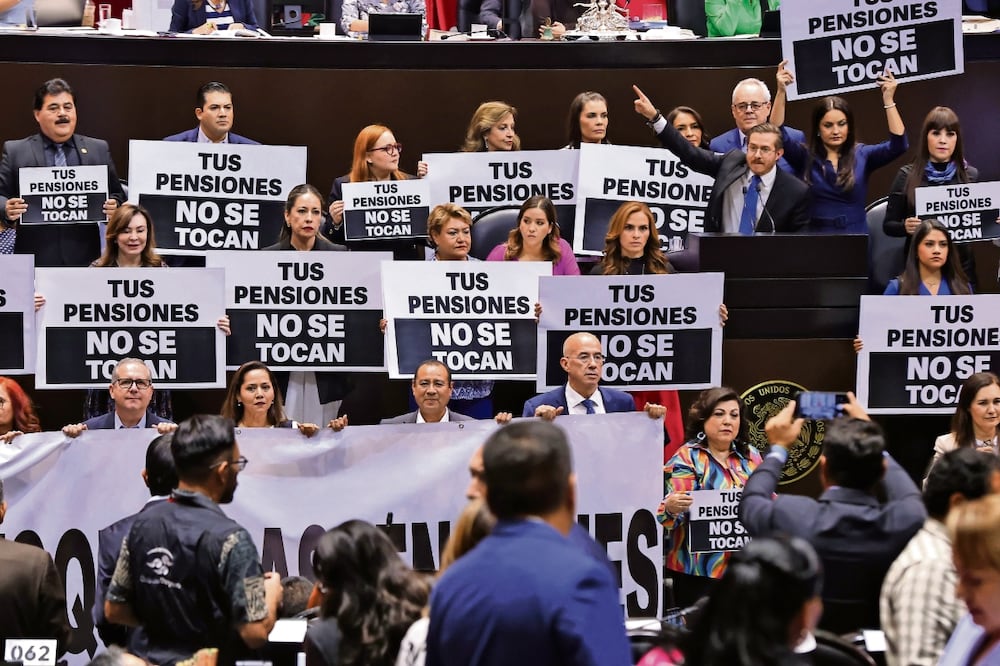El presidente Andrés Manuel López Obrador ha dicho que le gustaría mucho que el Fondo de Pensiones del Bienestar se aprobara el 1 de mayo, Día del Trabajo. Foto: Especial