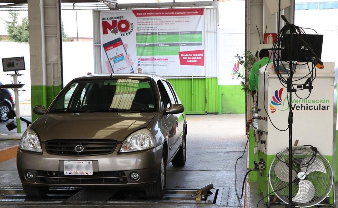 La verificación vehicular tiene por objetivo reducir emisiones contaminantes. Foto: Archivo EL UNIVERSAL