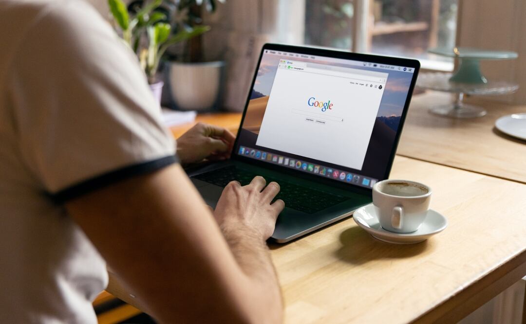 Las autoridades estadounidenses decidirán acometer el desmantelamiento de Google, las unidades con más probabilidades de verse afectadas por la obligación de desinvertir serían el sistema operativo Android y el navegador web Chrome. Imagen: Unsplash