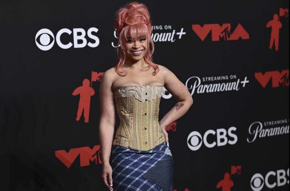Ice Spice, estuvo presente en la alfombra roja de los MTV Video Music Awards (VMAs). Foto: Evan Agostini/ AP