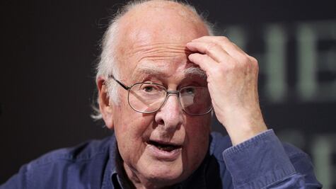 Muere Peter Higgs, Nobel de Física por descubrir la "partícula de Dios", a los 94 años