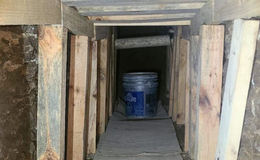 Durante la revisión se determinó que la empresa no contaba con permisos municipales, ni con estudios técnicos o autorizaciones (04/12/2025). Foto: Especial