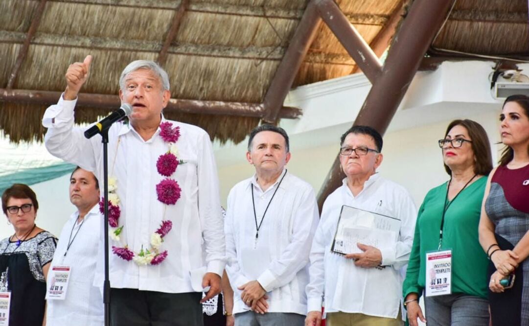 López Obrador aclaró a gobiernos de Morena en Quintana Roo que la "austeridad republicana" les aplica y deben reajustar sus sueldos. Fotos: Cortesía de Morena