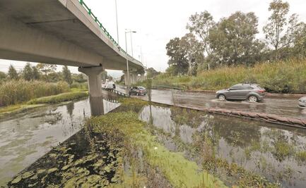 Elevarán banquetas en Cuemanco