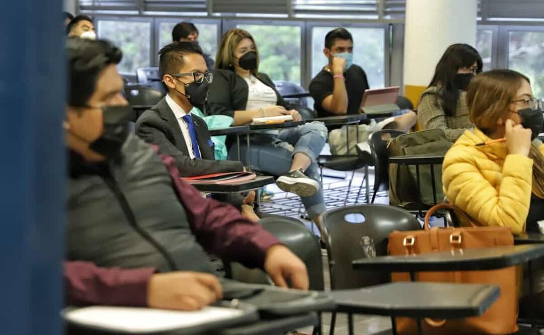 Alumnos de la UNAM en clase. Foto: Fernanda Rojas/ EL UNIVERSAL