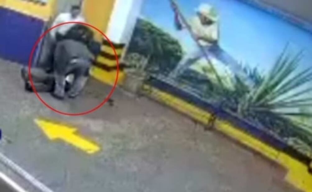 Cae "El Serch" jefe de seguridad de La Polar; lo ligan con muerte de comensal