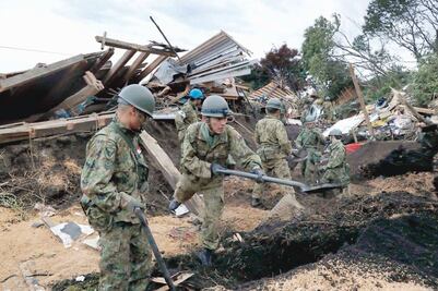 Tras sismo, Japón refuerza búsqueda de sobrevivientes