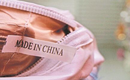 SAT embarga pantuflas, sandalias, ventiladores y mochilas chinas ilegales por un valor de 418 mdp