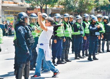 Marchas irán acompañadas de policías: Jesús Orta