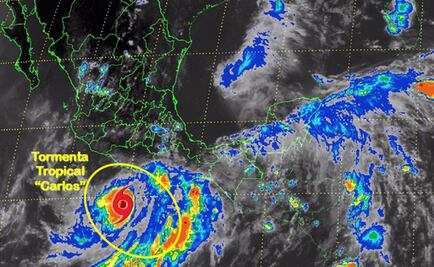 Alto oleaje causa anegamiento en Acapulco 