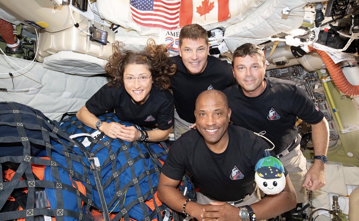 A lo largo del viaje, el grupo de la nave Orión ha compartido diferentes canciones para hacer más ameno su estancia en el espacio. Foto: NASA