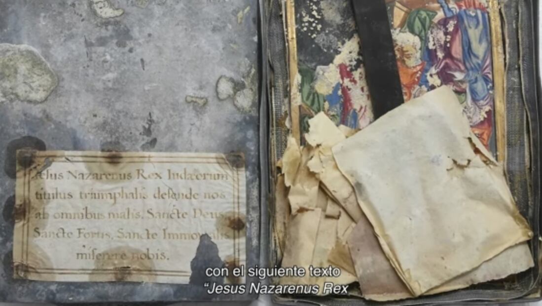 Fotos: Así se descubrieron cajas de plomo en nichos de la Catedral Metropolitana con contenido religioso