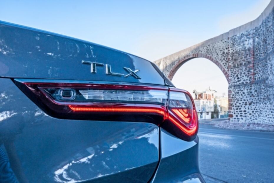 A prueba: Acura TLX 2021, el as bajo la manga