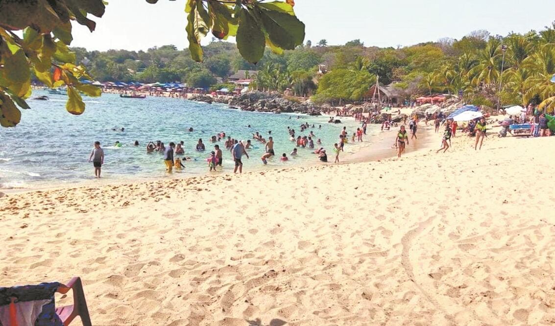 Santa María, uno de los dos municipios de Puerto Escondido, cerrará sus playas a partir de hoy. Foto: Archivo. El Universal