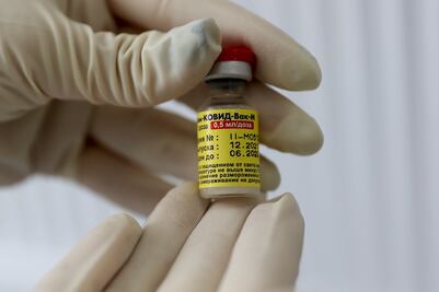 Sputnik M: ¿Qué la distingue de la primera versión de la vacuna rusa contra Covid?