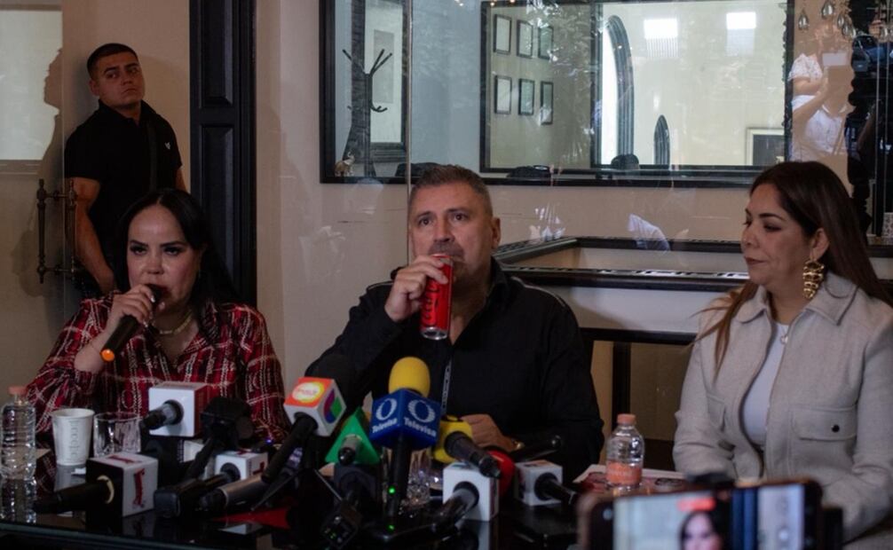 Abogados de Lupillo Rivera ofrecieron una conferencia de Prensa en Ciudad de México para detallar las acciones legales del famoso contra Belinda. Foto: Fernanda Zamora/EL UNIVERSAL.