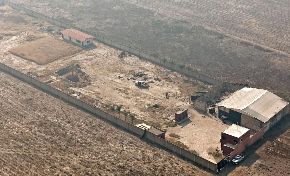 Imagen del rancho Izaguirre en la comunidad La Estanzuela donde el colectivo 'Guerreros Buscadores' localizó tres crematorios humanos mientras buscaba a sus familiares en Teuchitlán, Jalisco. Foto: AFP