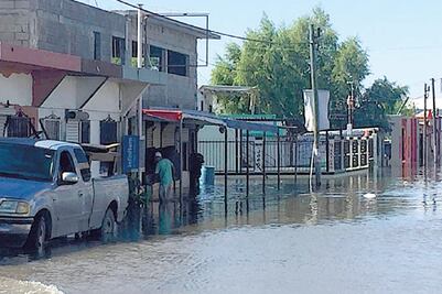 Tromba afectó 17 mil 500 casas en 300 colonias: autoridades