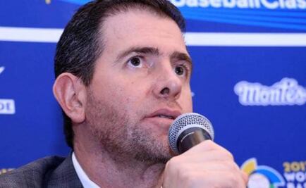 Alfredo Castillo alza la voz en contra del muro