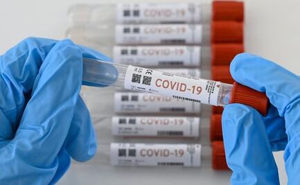 Variante ómicron tiene un riesgo "muy elevado" sobre delta, afirma la OMS