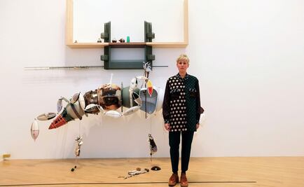 Helen Marten gana el Turner por su experimentación con materiales