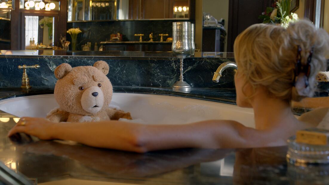 Max Burkholder: la comedia de “Ted” permite hablar de temas incómodos (Photo by: Peacock)