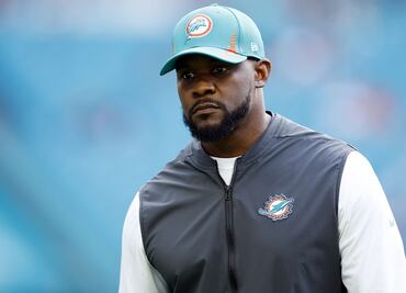 Excoach de Dolphins denunció a la NFL por racismo
