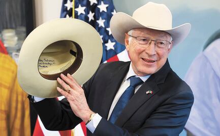 Ken Salazar: Falta de respeto incluir a México en lista de enemigos de EU; "somos socios, somos familia", dice