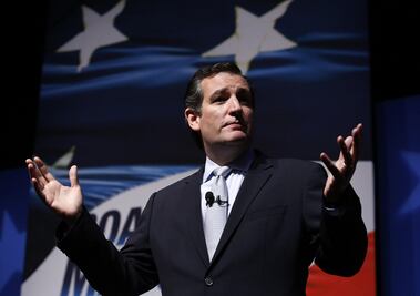 Cruz lidera en Alaska con el 50% escrutado