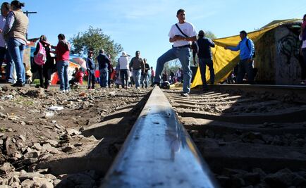 CNTE teachers union agrees to lift rail blockades in Michoacán