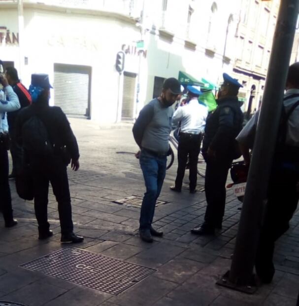 Detienen a hombre que enfurece por rodaje de Iñárritu en el centro histórico de la CDMX