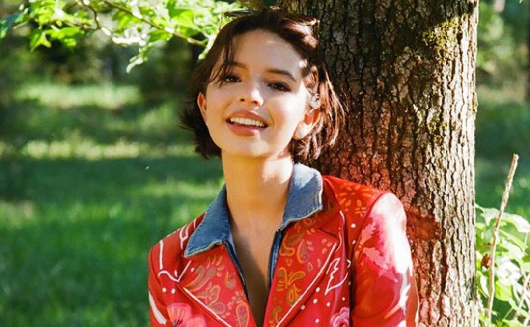 Instagram Ángela Aguilar. 