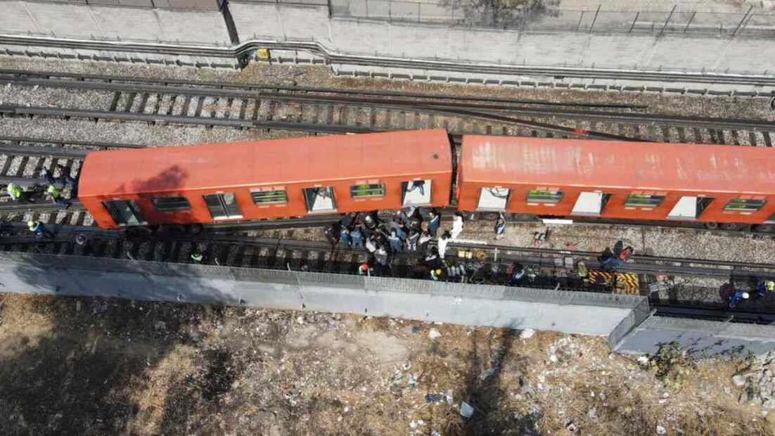 EL Sistema de Transporte Colectivo Metro CDMX informó que un tren de la Línea 3 que corre de Indios Verdes a Universidad se desacopló de las vías. Foto: @azucenau