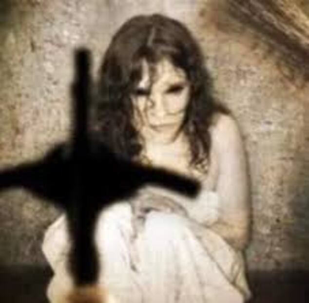 El caso de Emma Schmidt, una mujer de Milwaukee que fue poseída en múltiples ocasiones y las pruebas de sus exorcismos fueron documentadas desde 1882. Foto: Redes sociales